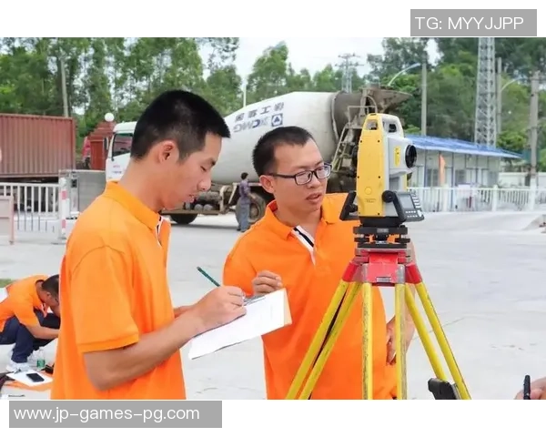 如何有效经营足球俱乐部提升竞技水平与商业价值的综合策略分析